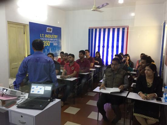 Aptech Learning - Acharya Vihar, Bhubaneswar - Application / Enterprise ...